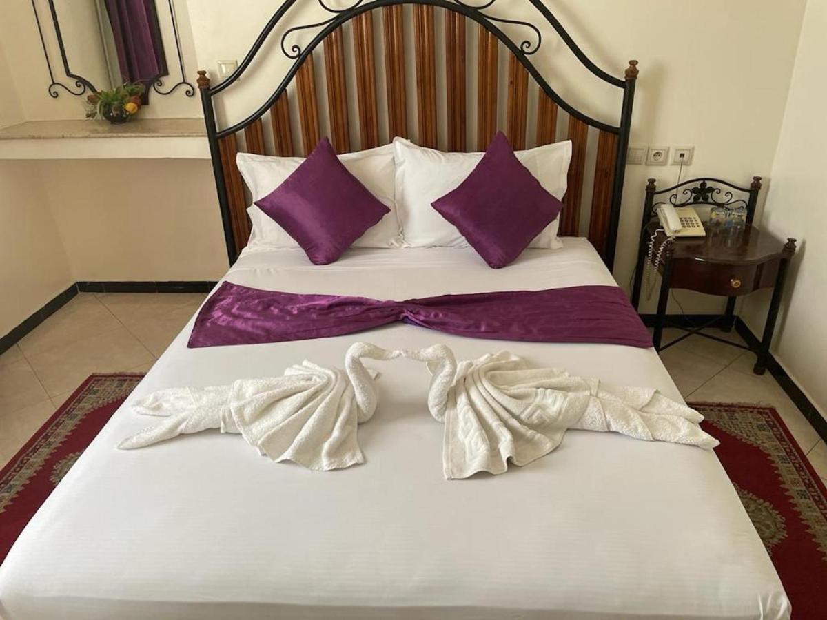 Perla Hotel Fez Esterno foto