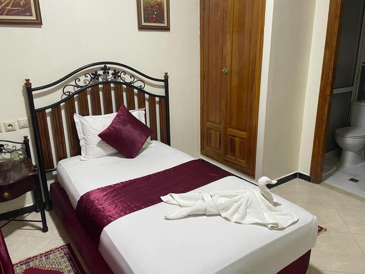 Perla Hotel Fez Esterno foto