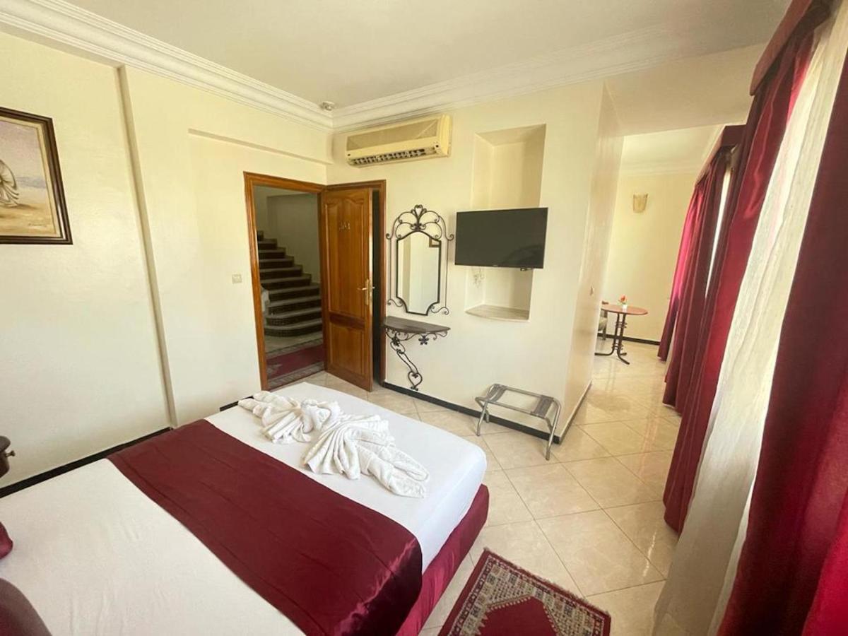 Perla Hotel Fez Esterno foto