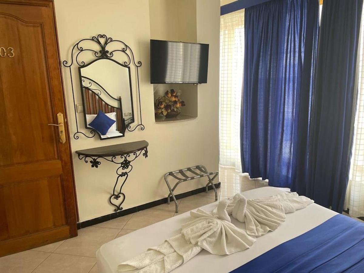 Perla Hotel Fez Esterno foto